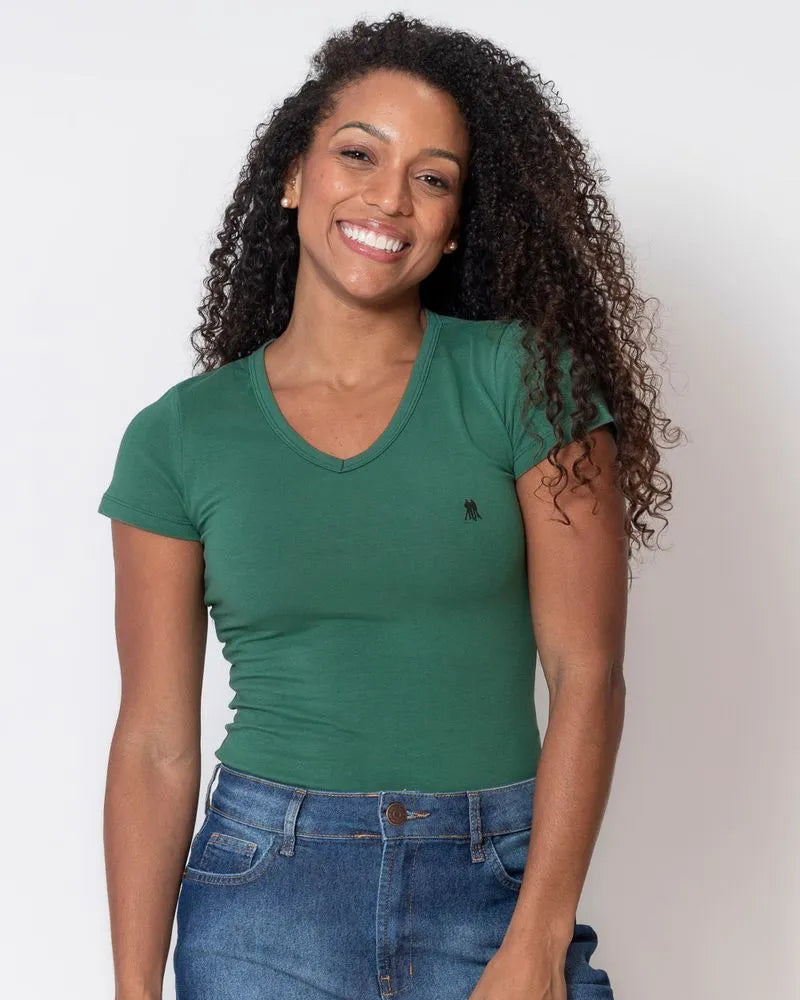 T-Shirt Básica Feminina Polo Wear Decote V