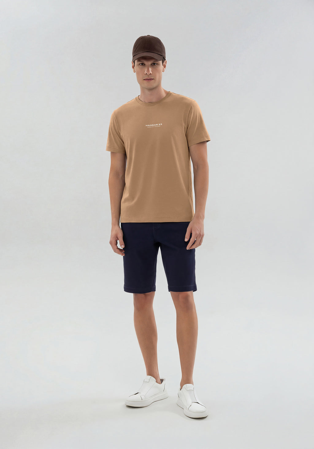 Bermuda Reta Radial Em Jeans Amaciado