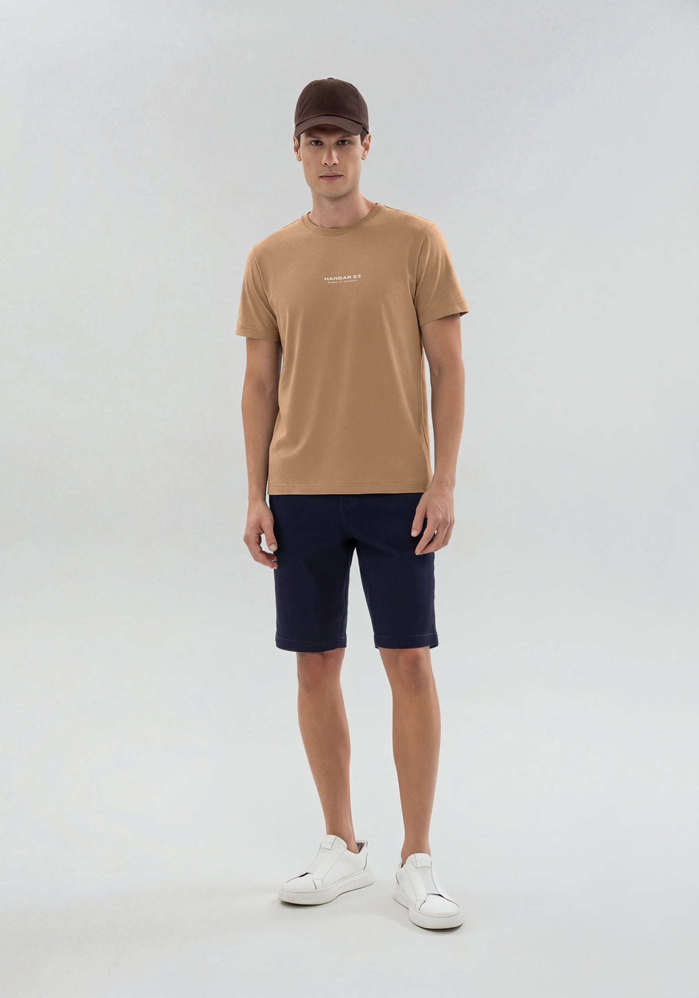 Bermuda Reta Radial Em Jeans Amaciado
