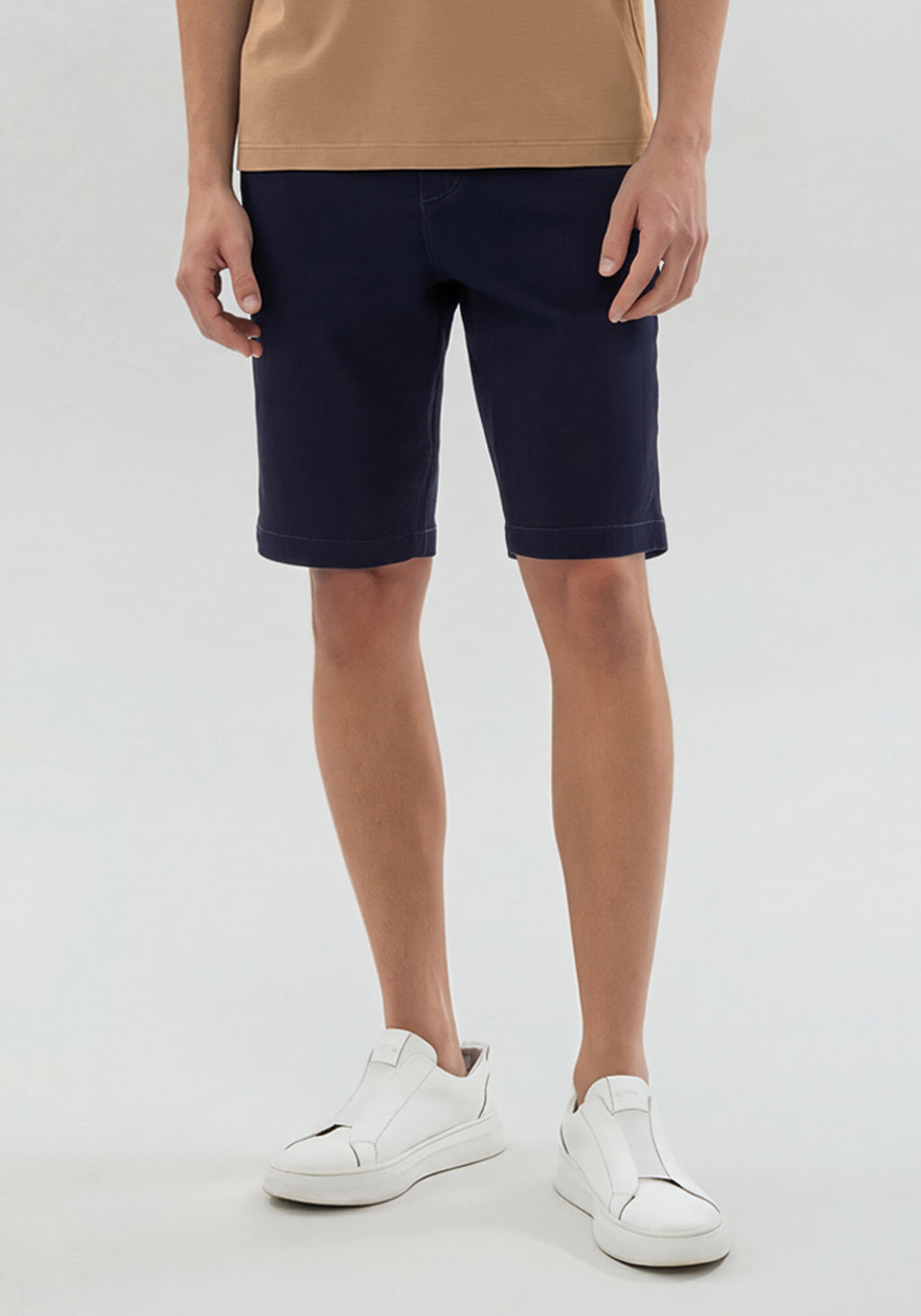 Bermuda Reta Radial Em Jeans Amaciado
