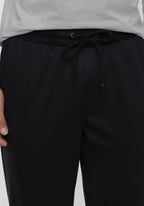 Calça Com Bolsos Funcionais E Cadarço Regulável