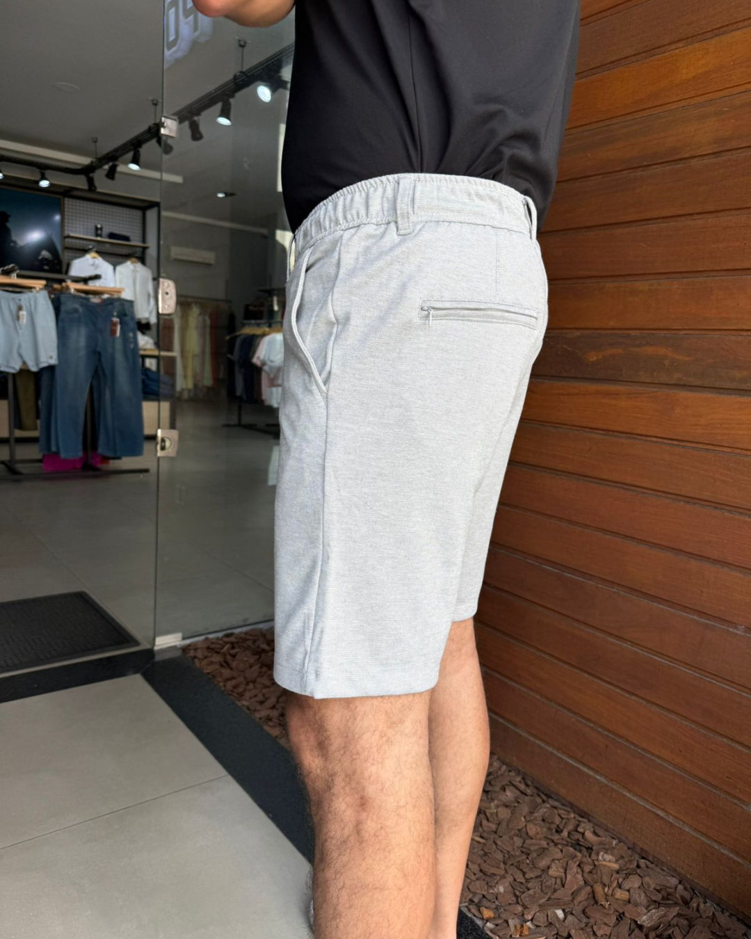 Bermuda Alfaiataria Bolso Faca Masculina Malha Confortável Leve Cós Elastico Cinza Claro