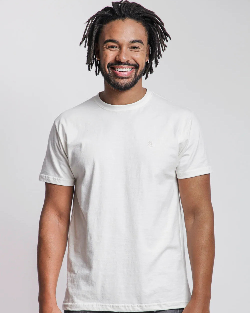 camiseta-basica-masculina-branca-polowear