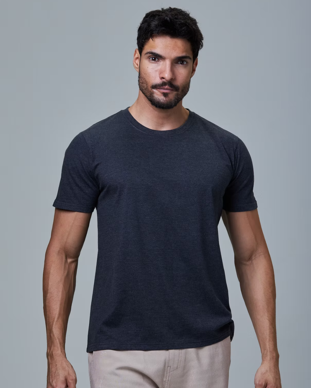 camiseta básica masculina 100% algodão camiseta lisa masculina camiseta casual masculina camiseta confortável algodão camiseta masculina para o dia a dia camiseta básica algodão masculina