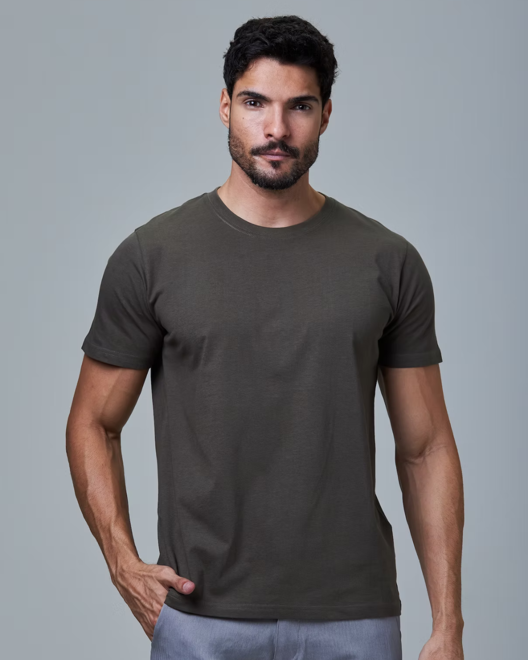 camiseta básica masculina 100% algodão camiseta lisa masculina camiseta casual masculina camiseta confortável algodão camiseta masculina para o dia a dia camiseta básica algodão masculina
