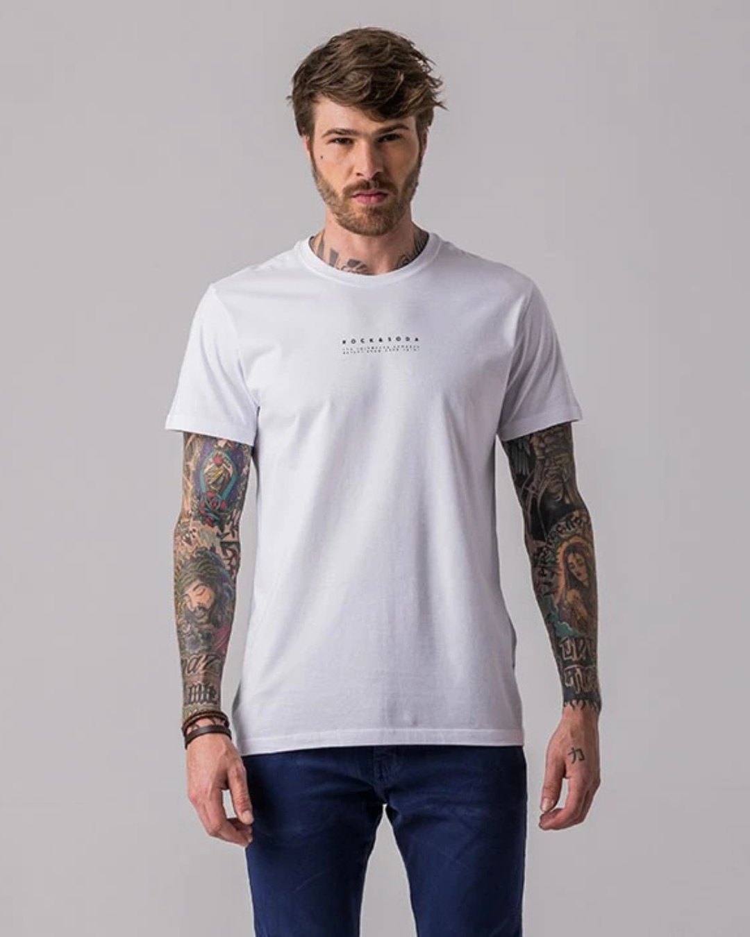 camiseta estampada masculina camiseta masculina estampada camiseta casual masculina estampada camiseta moderna masculina camiseta confortável masculina camiseta masculina para o dia a dia camiseta estampada algodão masculina